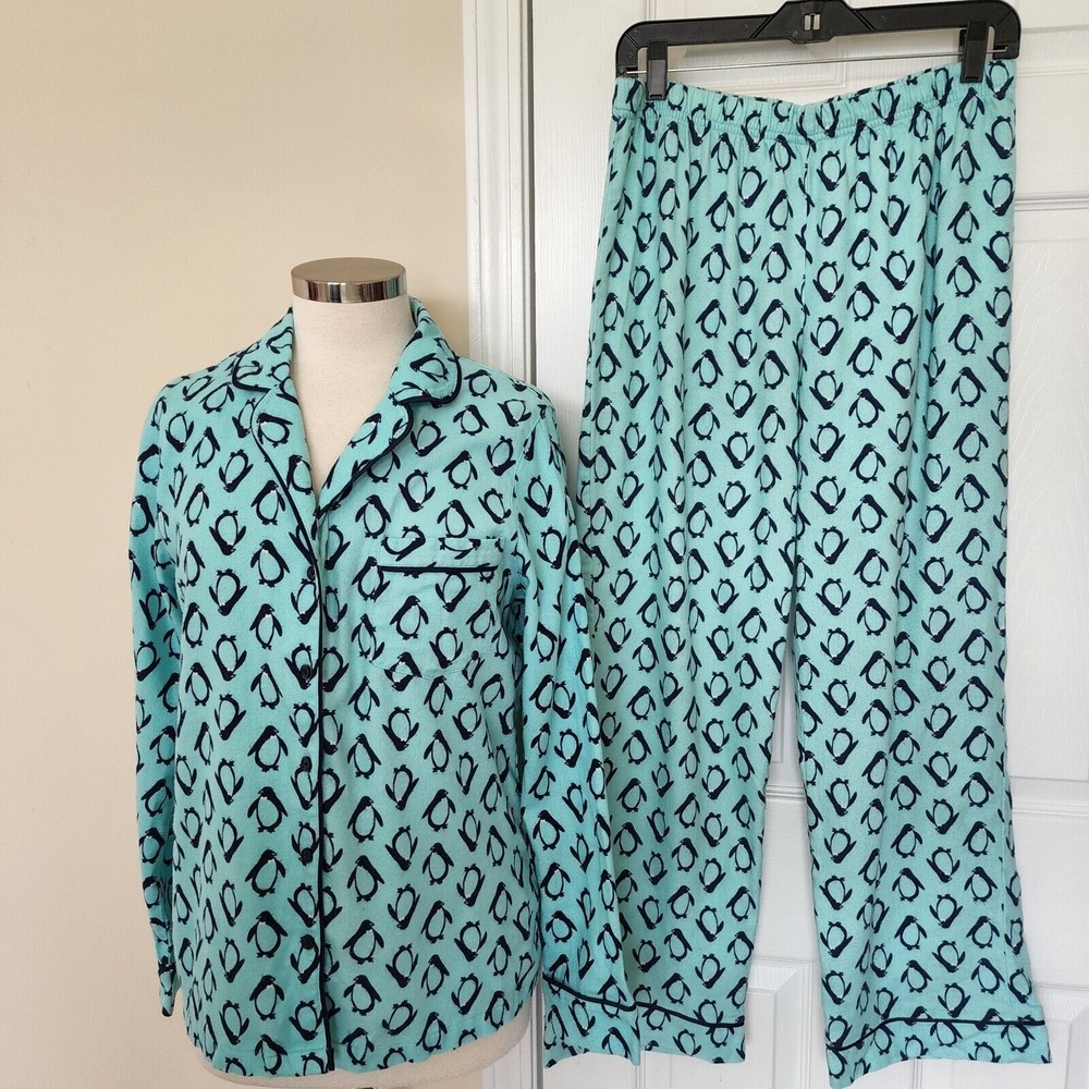 New Directions Size Medium Aqua Teal Blue Green Penguin Bow Tie Pajama Set PJs
